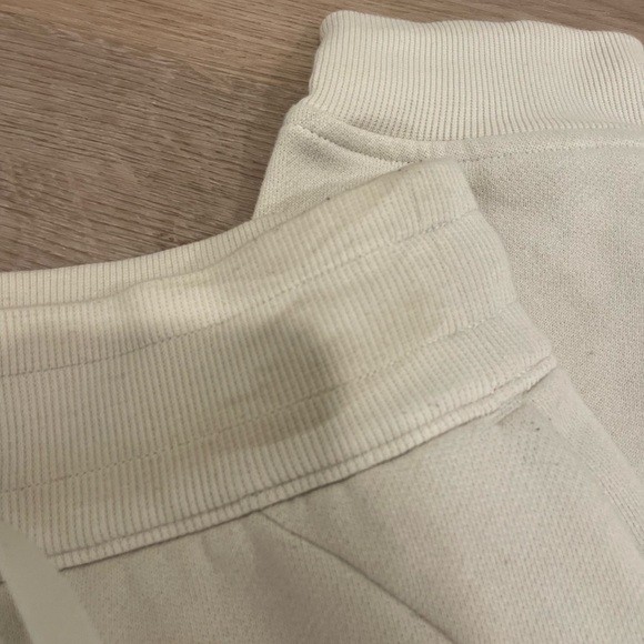 Lululemon Scuba High Rise Relaxed Joggers in color Bone - Picture 3 of 9